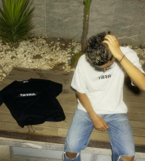 Tafra clothes - white oversized t-shirt - born to be different - Image 4